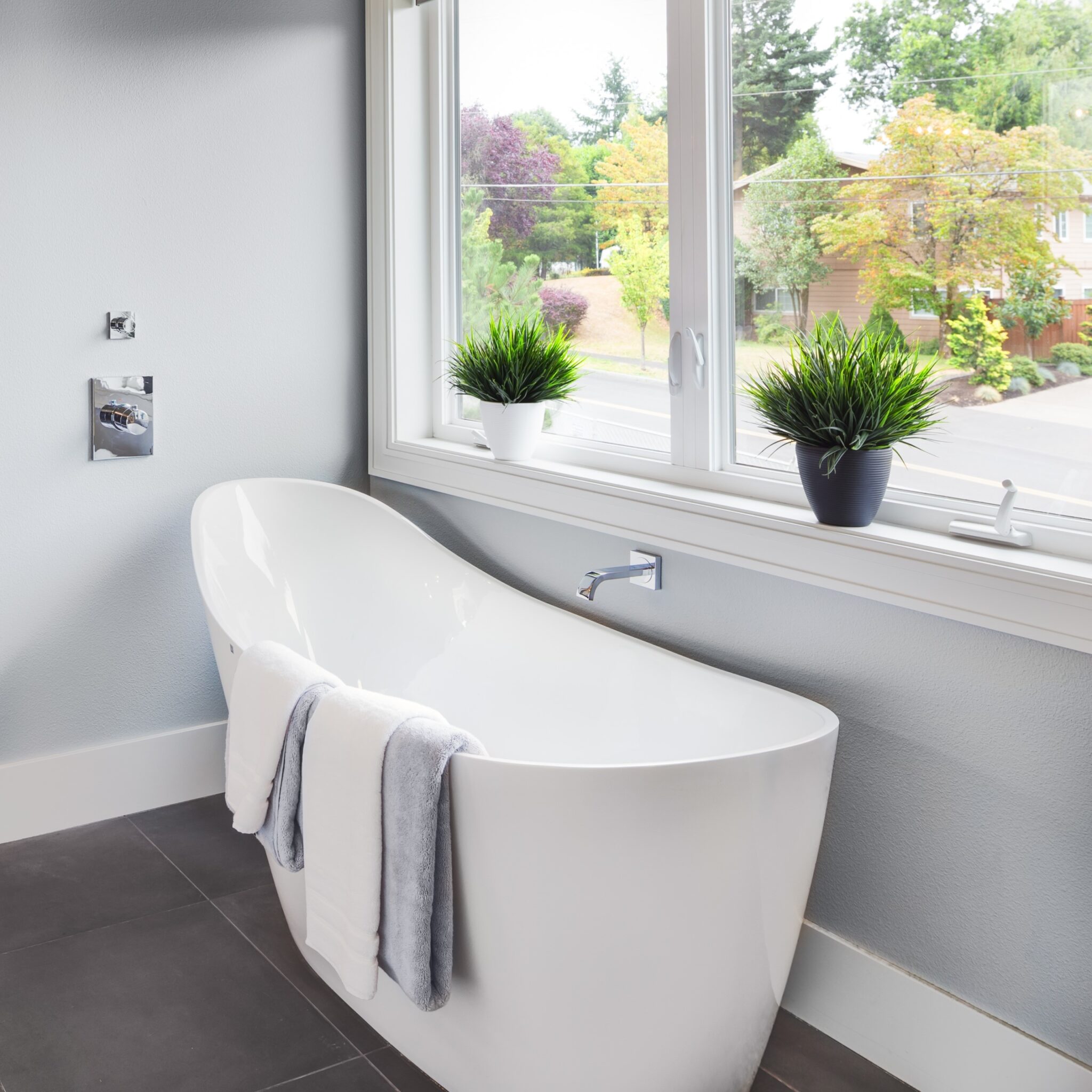 1660x780x665mm Evie Oval Bathtub Freestanding Acrylic Gloss White Bath ...