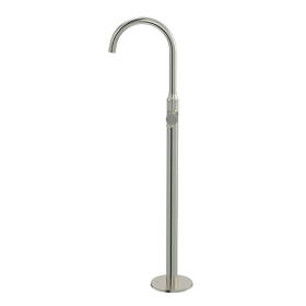 Harrington-Freestanding-Bath-Mixer_03